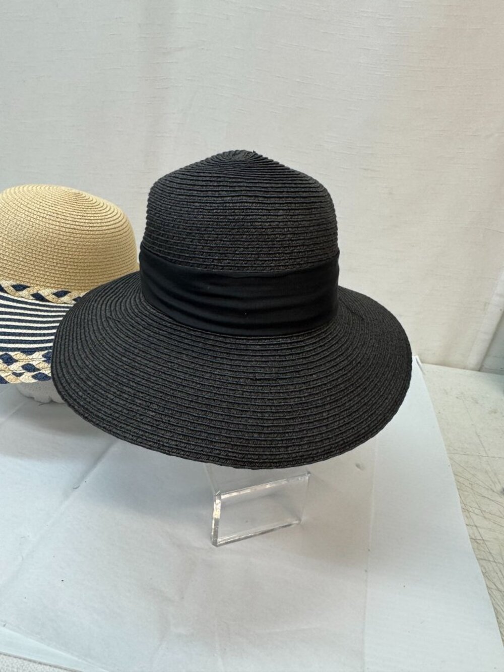 6 Womans Summer Straw Fashion Hats- Wide Brims- - Picture 6 of 16
